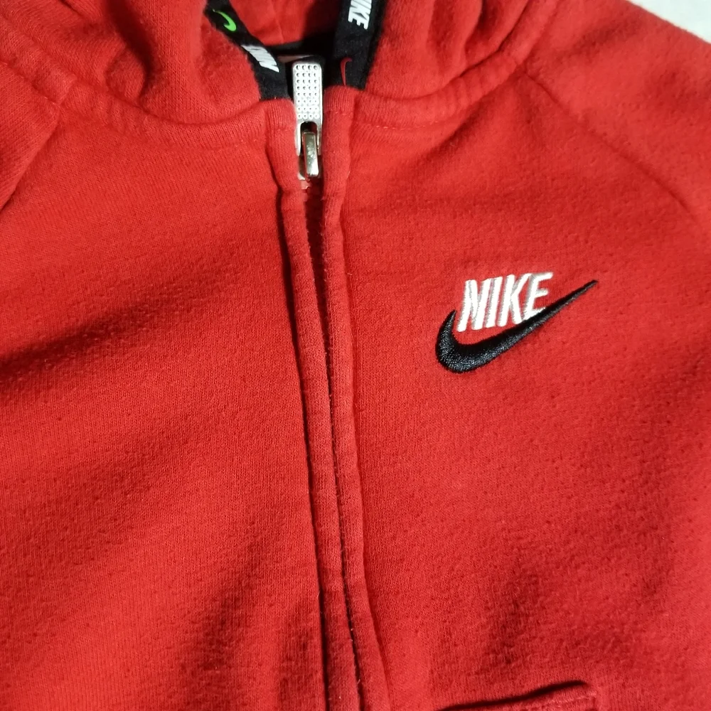 NIKE RED TODDLERS LIGHTWEIGHT JACKET SIZE 2T